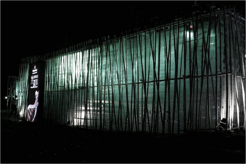 Read more about the article 海尼根 「夢發光・空間設計展」 展場設計