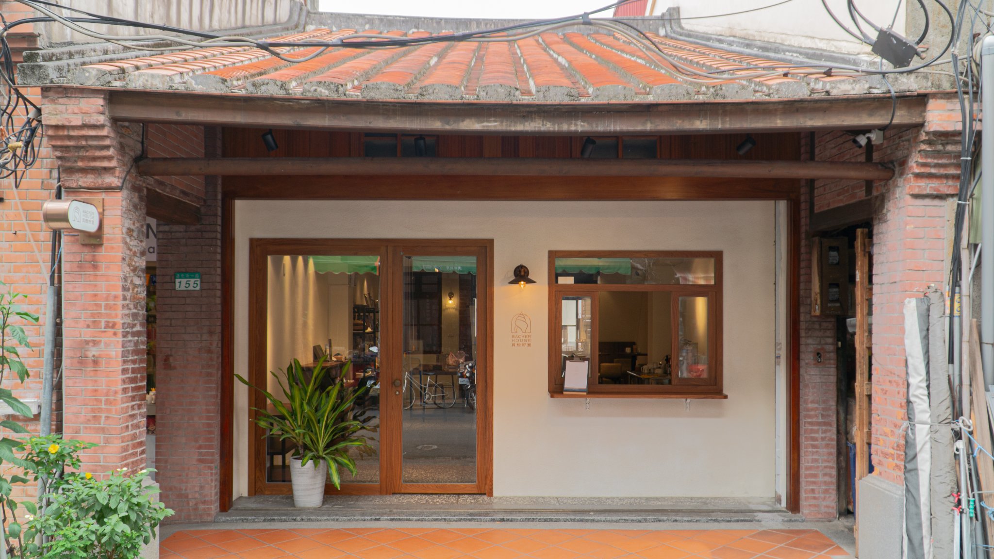 Read more about the article 【 再造歷史街區｜雄本老屋規劃有限公司 Ｘ 貝殼好室 BackerHouse 】